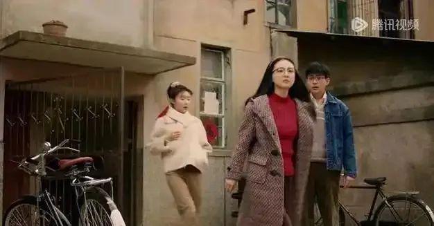 做的这两件事情才明白她真的不懂感恩J9国际网站《六姊妹》：看懂何家欢